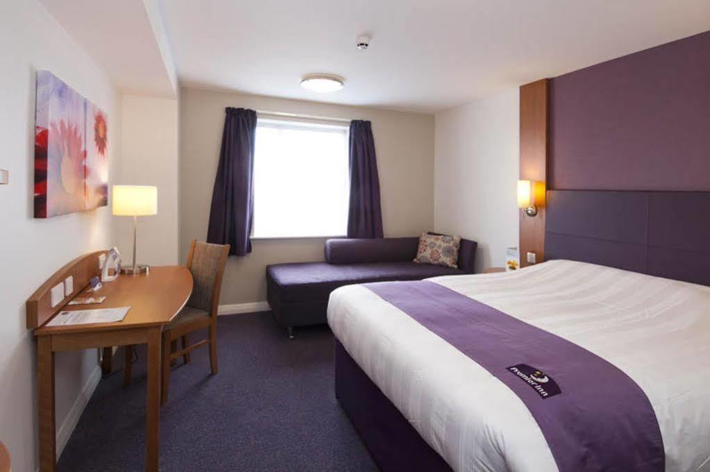 Premier Inn Greenock Extérieur photo
